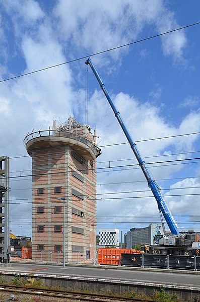 File:Charleroi - Gare du Sud - signalisation - démolition - 2021-05-21 - 06.jpg