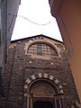 Italiano: La chiesa dei Santi Cosma e Damiano nel centro storico di Genova