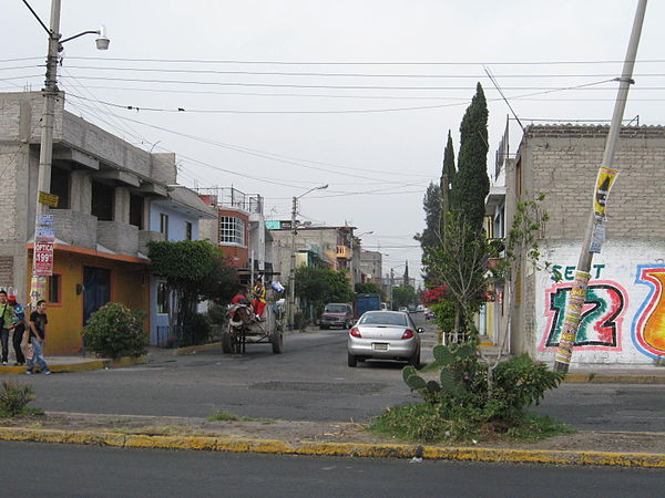 Horse drawn garbage truck in Ciudad Neza