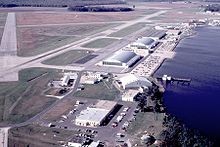 Elizabeth City Coast Guard Air Station Coast Guard Air Station Elizabeth City 1999.jpg