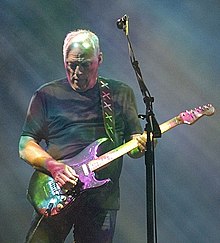 David Gilmour playing the Black Strat, 2006. CroppedDavid Gilmour in Munich.jpg