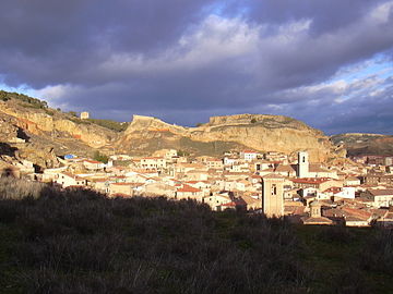 Vista de Daroca Castillo Mayor al fondo / View of Daroca, moorish castle at the back→