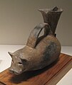 Vase de type gui en forme de cochon. Dawenkou du Shandong, site de Sanlihe. Musée National de Chine