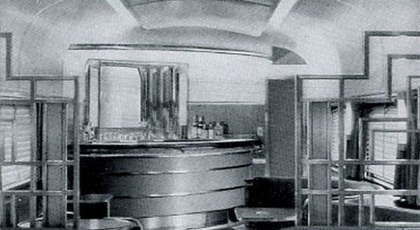 1940 lounge car.