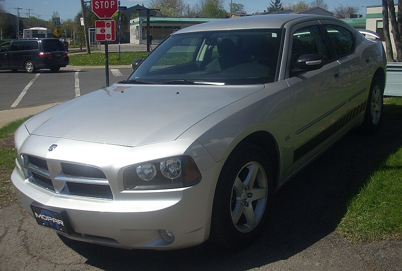 File:Dodge Charger LX 3.5L -- Front.jpg