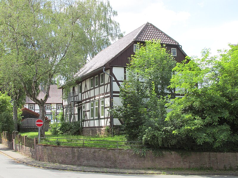File:Dorfstraße 7, 2, Markoldendorf, Dassel, Landkreis Northeim.jpg