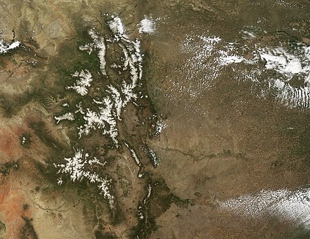 Dust Accelerates Snow Melt in San Juan Mountains - May 31, 2008.jpg