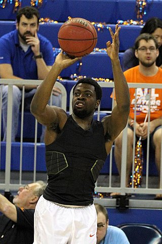 <span class="mw-page-title-main">Eli Carter</span> American professional basketball player