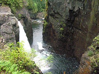 <span class="mw-page-title-main">Elk Falls Provincial Park</span> Canadian tourist attraction