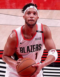 Evan Turner American basketball player and coach (born 1988)