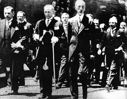 Faisal and Mustafa Kemal during a visit to Turkey