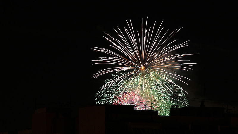 File:Fallas2014 Fuegos Artificiales 01.jpg