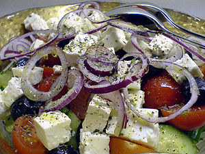 Greek salad Français : Salade grecque