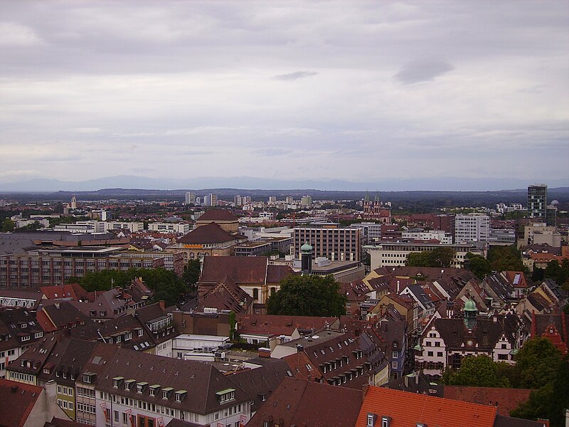 File:Freiburg im Breisgau Blick vom Münsterturm 4.jpg