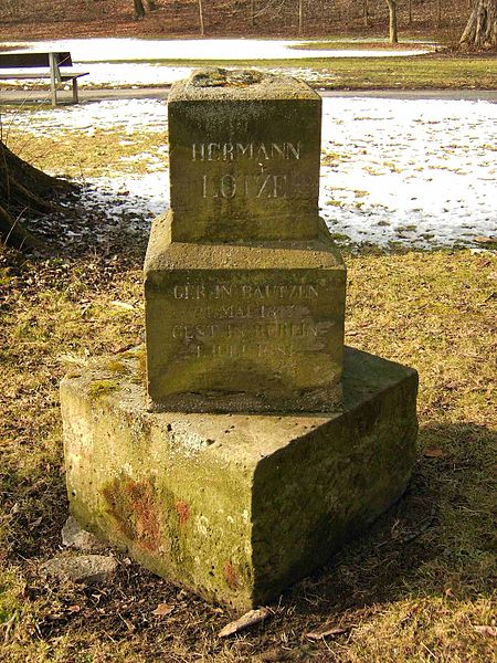 File:Göttingen-Grave.of.Hermann.Lotze.jpg