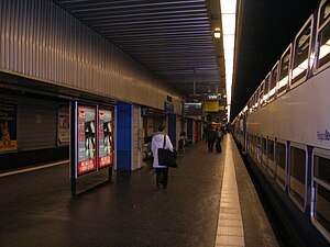 Gare d'Austerlitz-RER C.JPG