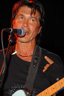 George Lynch (musician) American hard rock guitarist and songwriter