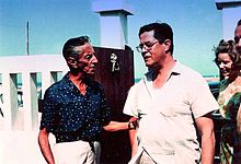 Agustín Lara (à gauche) et Guillermo González Camarena en 1965.