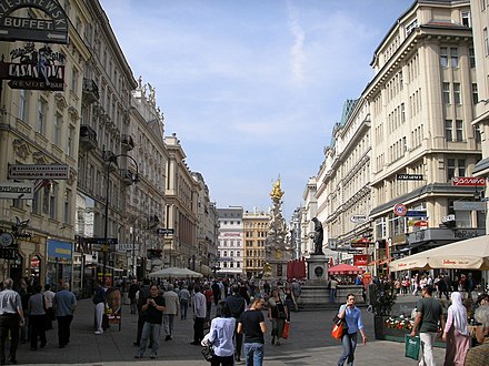 The busy shopping street Graben is a great starting point for a walk around Vienna