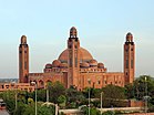 Grand Jamia Masjid Bahria Stadt Lahore Pakistan cropped.jpg