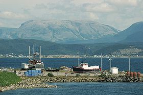 Gros Morne a Bonne-öböl felől nézve