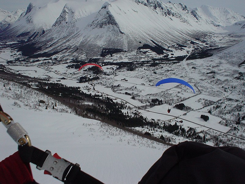 File:Hang på Aust Bondalseidet - panoramio.jpg