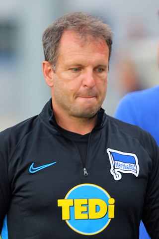 <span class="mw-page-title-main">Mirko Dickhaut</span> German footballer (born 1971)