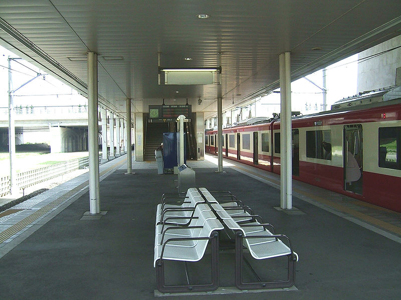 File:Hokuso-inba-nihon-idai-platform.jpg