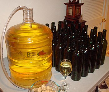English: Home winemaking Trimmed version of th...