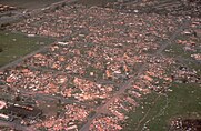 הנזק שנגרם על ידי הוריקן אנדרו הוא דוגמה טובה לנזק שנגרם על ידי ציקלון טרופי בקטגוריה 5