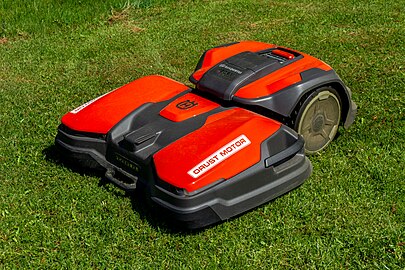 Husqvarna CEORA professional robotic lawn mower at Brastad Arena