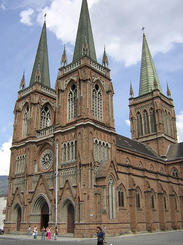 Iglesia de Nuestra Señora del Perpetuo Socorro (Medellín) - Wikipedia, la  enciclopedia libre