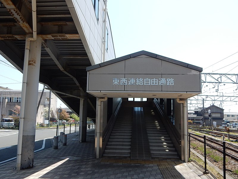 File:Ina Station (2018-04-21) 07.jpg