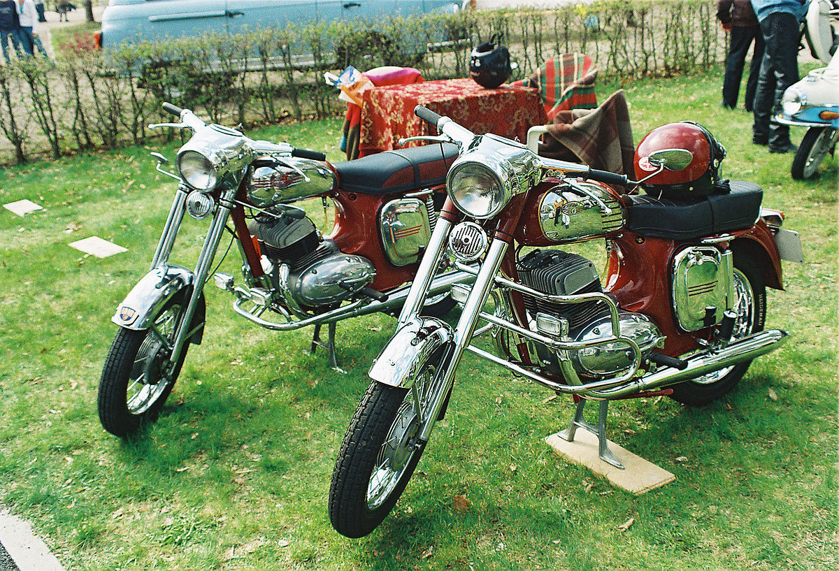 Глушитель мотоцикла Ява 350 модели 638 LUX, укороченные, 930 мм, пара