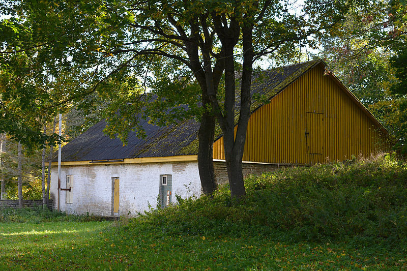 File:Kostivere mõisa moonakamaja, 19.-20.saj..JPG