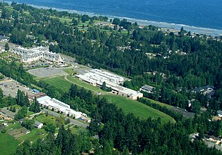 Kwalikum Secondary School High/secondary school in Qualicum Beach, British Columbia, Canada