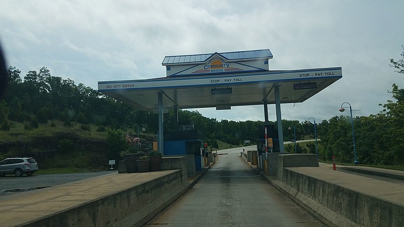 File:Lake of the Ozarks Community Bridge Toll Booth.jpg