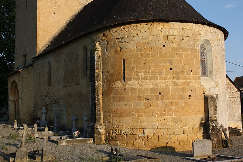 File:Lannecaube - Eglise Saint-Pierre2.JPG