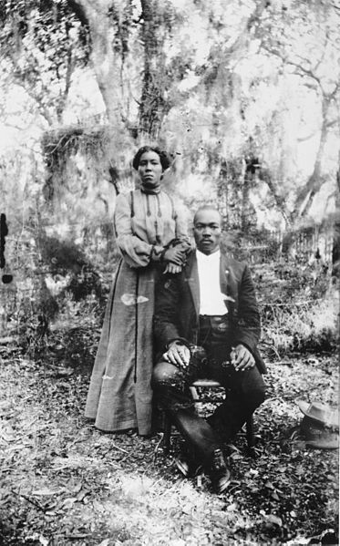 File:Lewis and Irene Colson.jpg