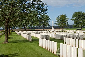 Begraafplaats en uitbreiding van Londen, Longueval 7.JPG