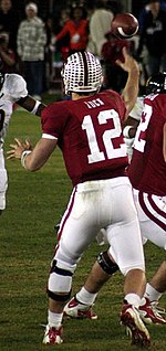 Andrew Luck at the Big Game against Cal in 2009 Luckthrowingfotball.jpg