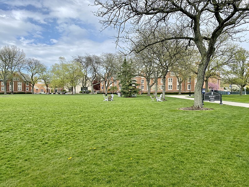 File:Main Quad, John Carroll University, University Heights, OH.jpg