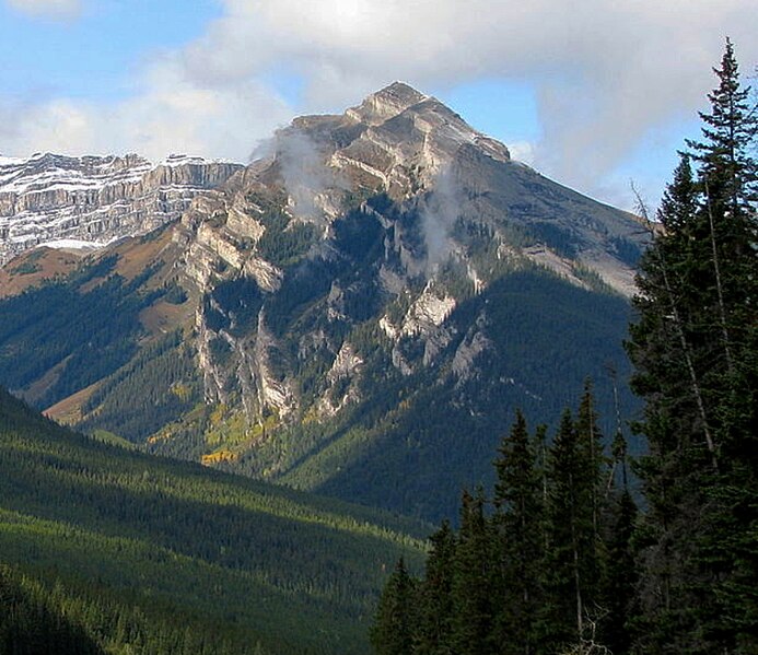 File:Massive Mountain, Banff.jpg