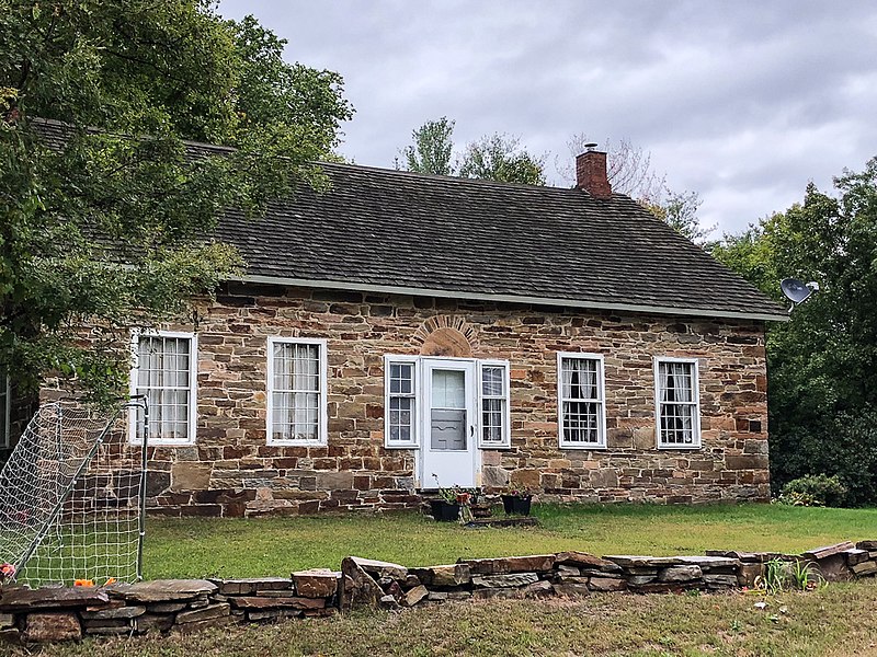 File:Miller Homestead, 664 Hallock Hill Rd.jpg