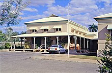 Rear extension from 1890, as seen in 1997 Mining Warden's Court (former), from N (1997), Charters Towers Courthouse.jpg