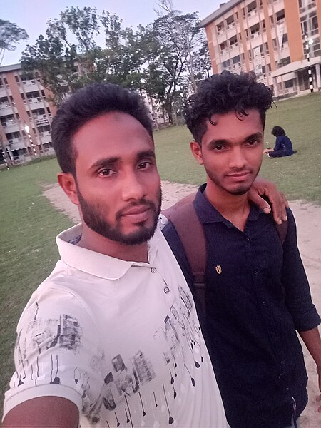 File:Mostafizur Rahman and her Brother.jpg