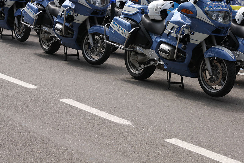 File:Moto (Polizia) (2518721651).jpg