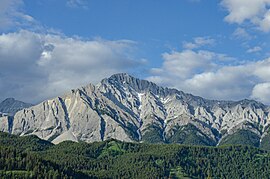 Гора Ишбель в национальном парке Банф.jpg