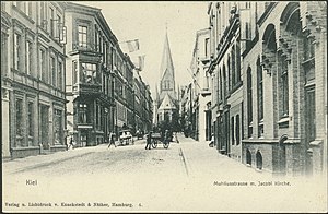 Muhliusstraße mit Jakobikirche (Kiel 27.330).jpg