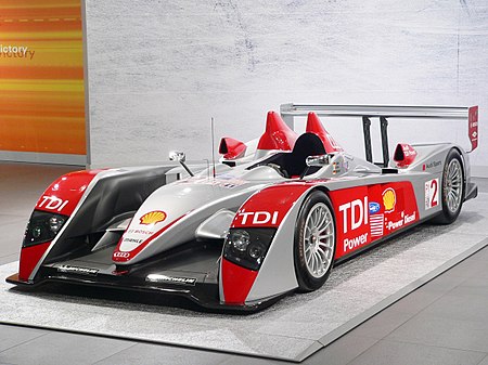 Tập_tin:Neckarsulm-AudiForum-Audi-R10-TDI.jpg